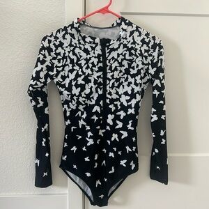 Long Sleev One Piece Swim Suit